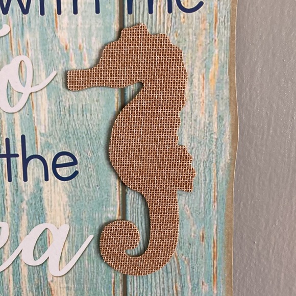 NWT Rustic Seafoam Slatted Wood Come with me to the Sea Seahorse Home Decor Sign - Picture 3 of 9